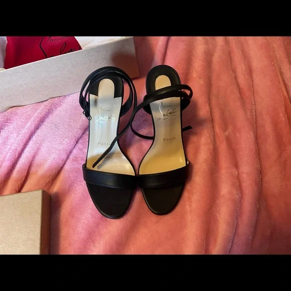 New never worn! - Picture 2 of 6